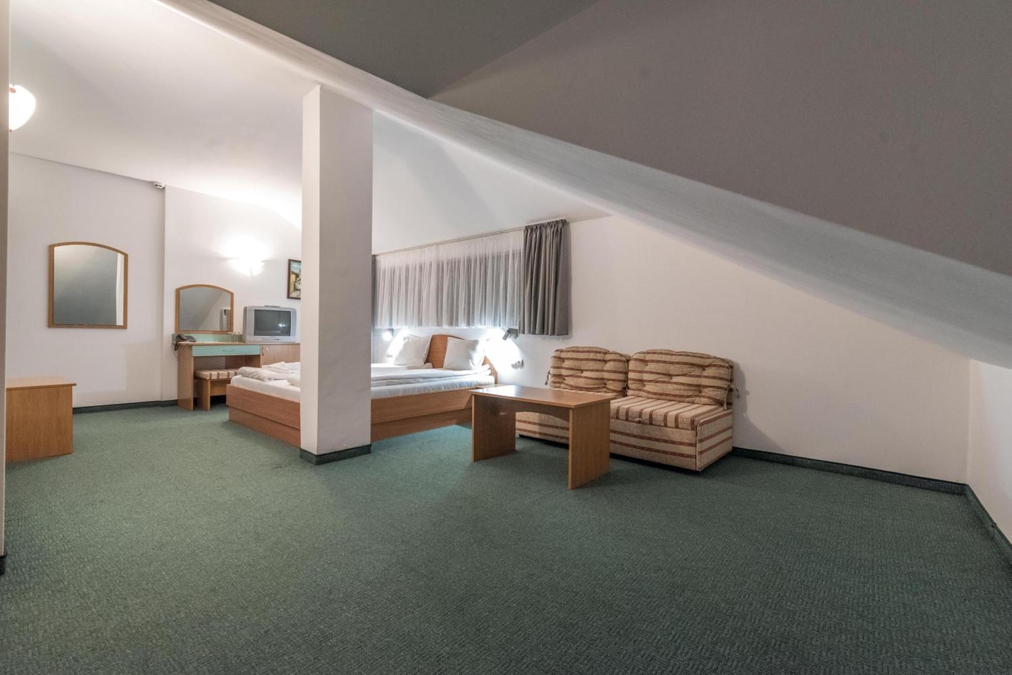 Hotel Iceberg بانسكو المظهر الخارجي الصورة